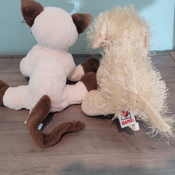 Webkinz Siamese Cat Plush HM160 and Golden Retriever HM011, Gently Used NO codes - Picture 3 of 5